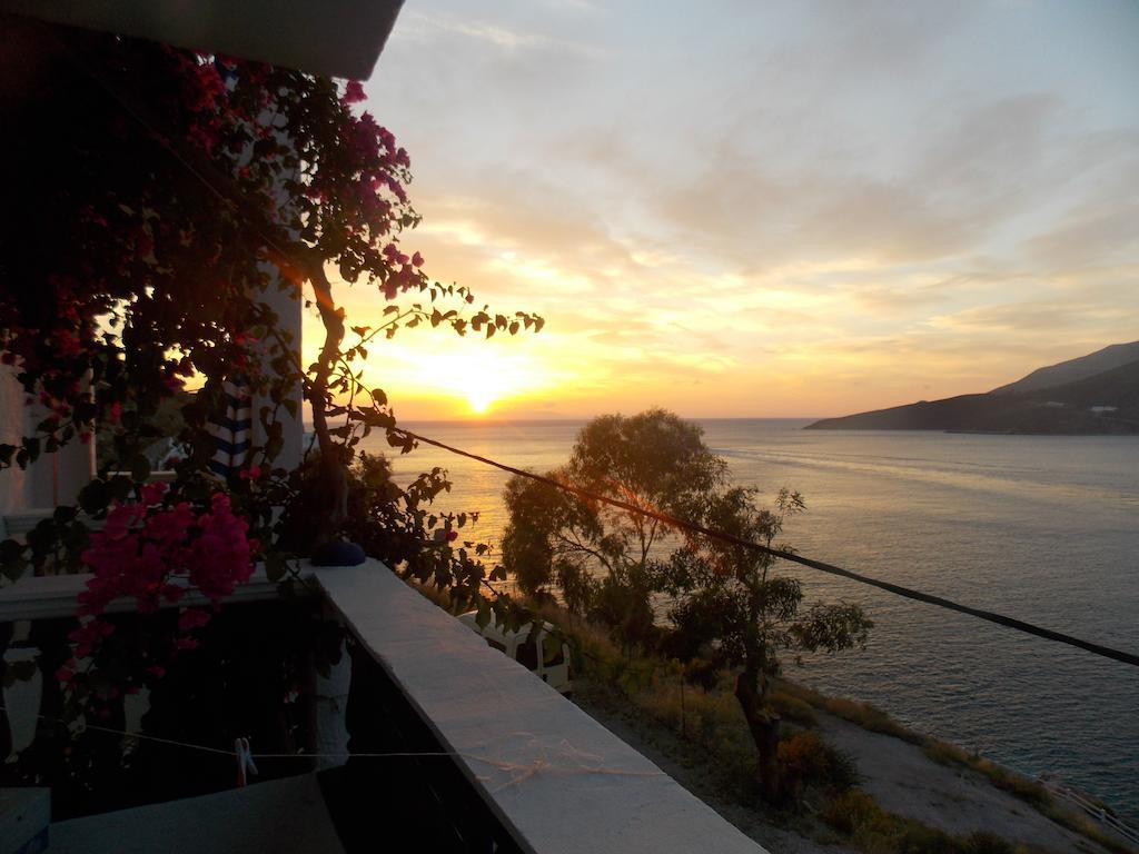 Annas Studios Livadia  Oda fotoğraf