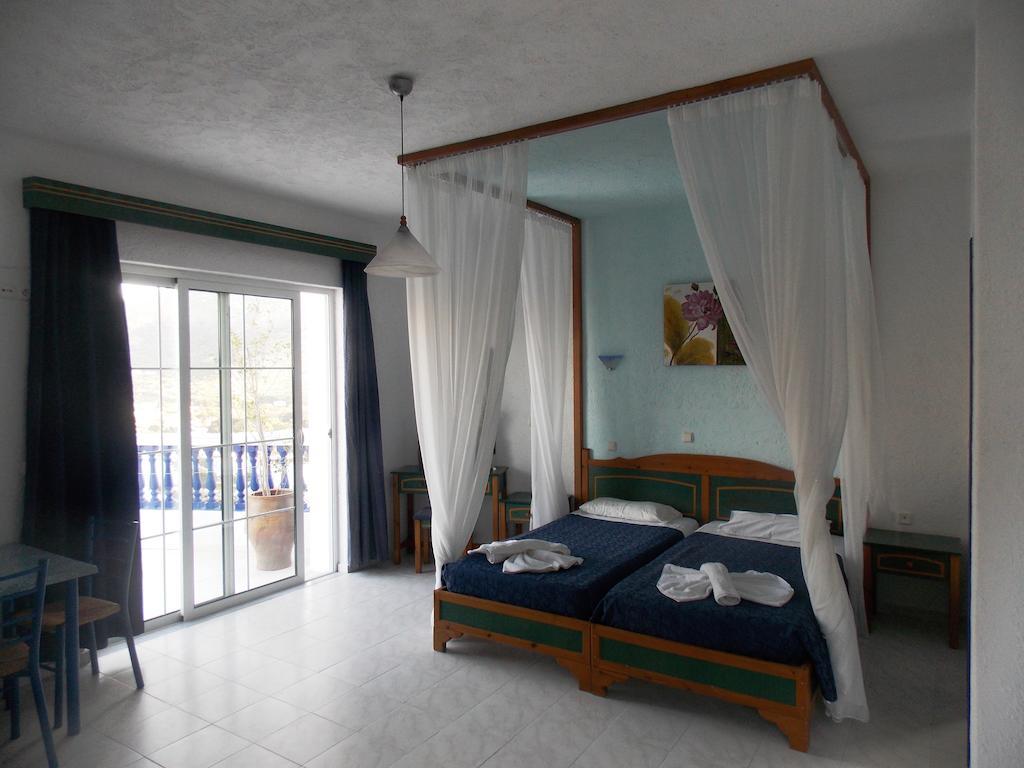 Annas Studios Livadia  Oda fotoğraf